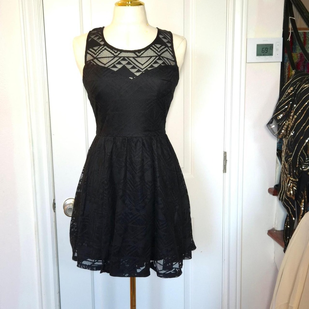Three Pink Hearts Lace Dress Juniors M Black Excellent Geometric 11AA10225